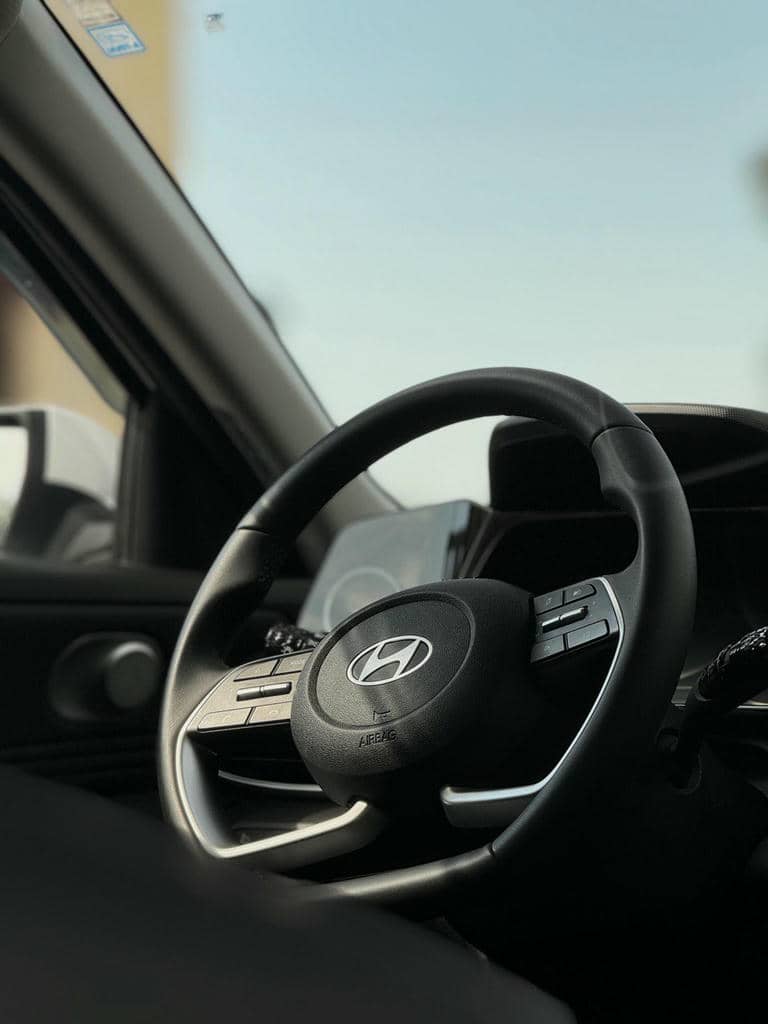 ELANTRA